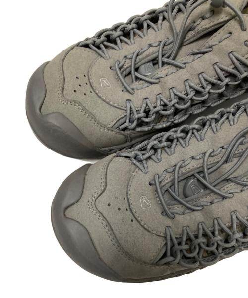 KEEN（キーン）KEEN (キーン) UNEEK NXIS グレー サイズ:28.5cmの古着・服飾アイテム