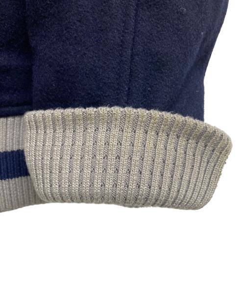 TRUE RELIGION（トゥルー レリジョン）TRUE RELIGION (トゥルー レリジョン) スタジャン グレー×ネイビー サイズ:Lの古着・服飾アイテム
