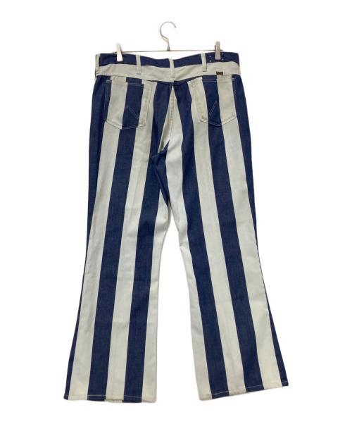 Wrangler（ラングラー）Wrangler (ラングラー) ストライプフレアパンツ ホワイト×ブルー サイズ:W38×L30の古着・服飾アイテム