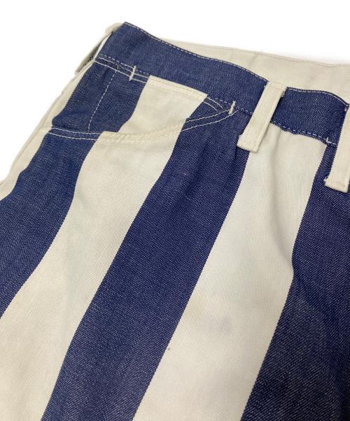 Wrangler（ラングラー）Wrangler (ラングラー) ストライプフレアパンツ ホワイト×ブルー サイズ:W38×L30の古着・服飾アイテム