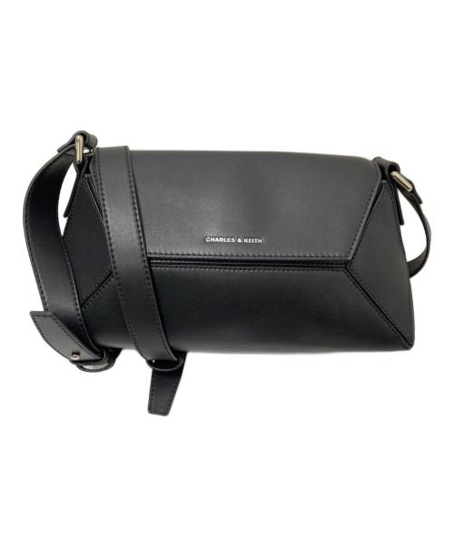 CHARLES & KEITH（チャールズアンドキース）CHARLES & KEITH (チャールズアンドキース) ナスリンジオメトリックショルダーバッグ ブラック サイズ:下記参照の古着・服飾アイテム
