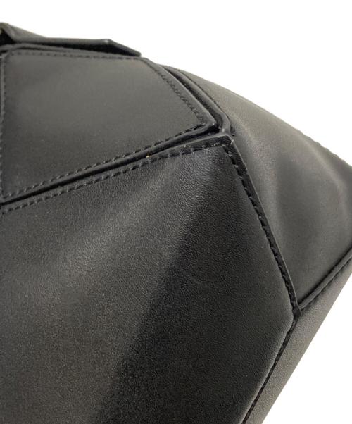 CHARLES & KEITH（チャールズアンドキース）CHARLES & KEITH (チャールズアンドキース) ナスリンジオメトリックショルダーバッグ ブラック サイズ:下記参照の古着・服飾アイテム