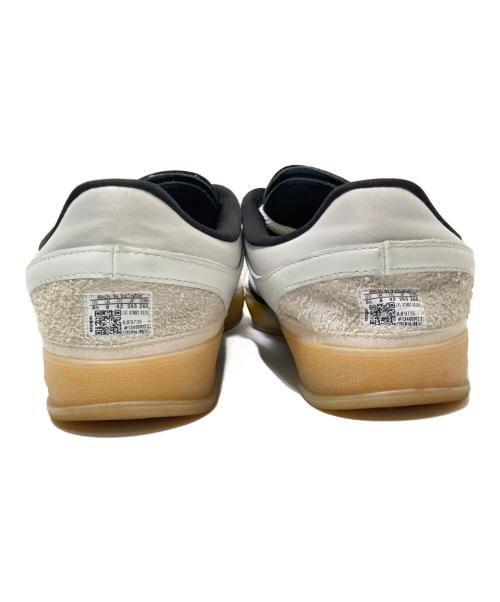 adidas（アディダス）adidas (アディダス) ローカットスニーカー ブラック×ホワイト サイズ:26.5cmの古着・服飾アイテム