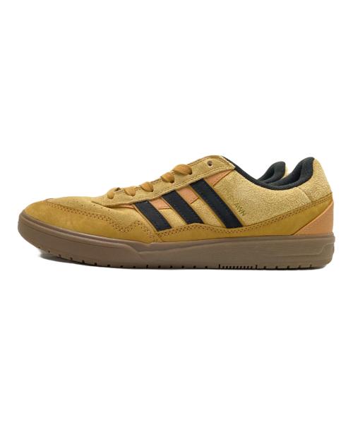 adidas（アディダス）adidas (アディダス) ローカットスニーカー ベージュ サイズ:28.0cmの古着・服飾アイテム