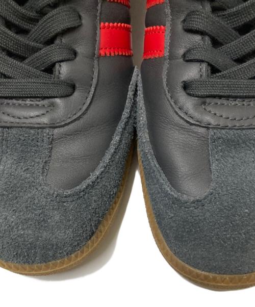 adidas（アディダス）adidas (アディダス) SAMBA OG グレー×レッド サイズ:27.5cmの古着・服飾アイテム