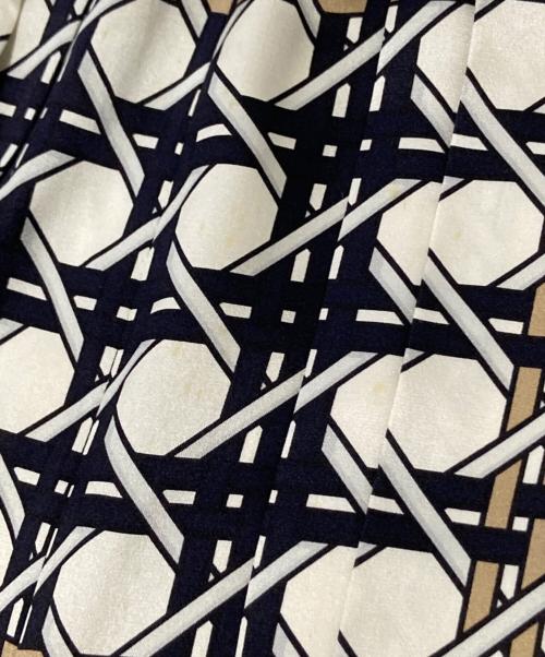 BURBERRY LONDON（バーバリーロンドン）BURBERRY LONDON (バーバリーロンドン) 総柄スカート ベージュ×ブラック サイズ:38の古着・服飾アイテム