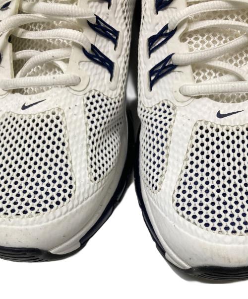 NIKE（ナイキ）NIKE (ナイキ) ローカットスニーカー ホワイト×ネイビー サイズ:29.0cmの古着・服飾アイテム
