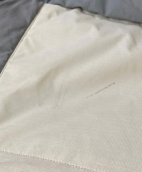 NIKE（ナイキ）NIKE (ナイキ) PRIMALOFT 素材切替中綿ジャケット ベージュ サイズ:Lの古着・服飾アイテム