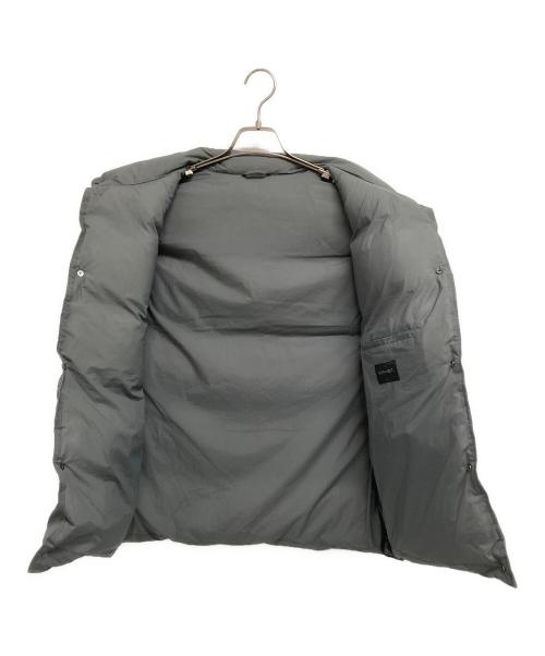SOPHNET.（ソフネット）SOPHNET. (ソフネット) LIGHT WEIGHT STRETCH RIP STOP DOWN VEST グレー サイズ:Lの古着・服飾アイテム