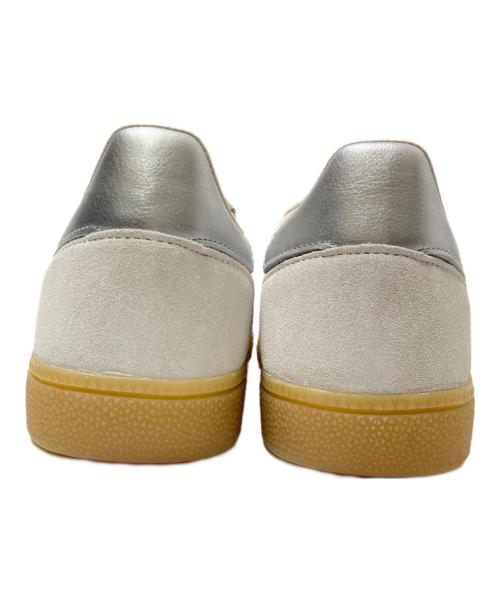 adidas（アディダス）adidas (アディダス) ローカットスニーカー ベージュ サイズ:28.0cmの古着・服飾アイテム