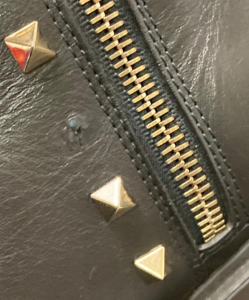 VALENTINO（ヴァレンティノ）VALENTINO (ヴァレンティノ) ユニークフォーム ロックスタッズブーツ ブラック サイズ:38 1/2の古着・服飾アイテム