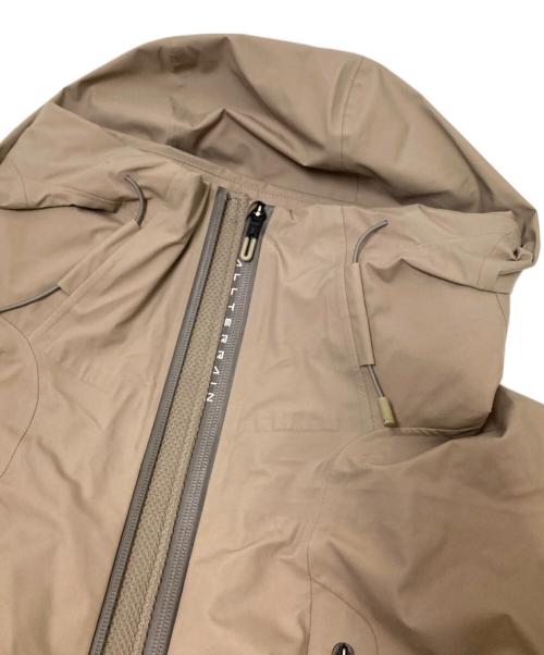 DESCENTE ALLTERRAIN（デザイント オルテライン）DESCENTE ALLTERRAIN (デザイント オルテライン) ハードシェルジャケット“クレアス” ベージュ サイズ:下記参照の古着・服飾アイテム