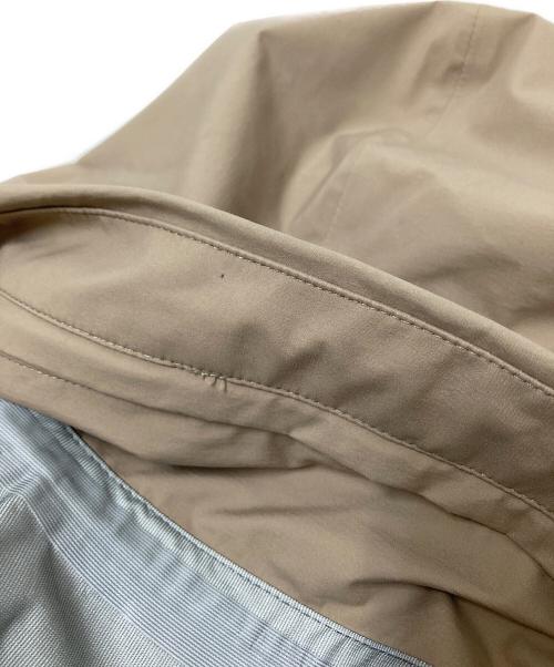 DESCENTE ALLTERRAIN（デザイント オルテライン）DESCENTE ALLTERRAIN (デザイント オルテライン) ハードシェルジャケット“クレアス” ベージュ サイズ:下記参照の古着・服飾アイテム