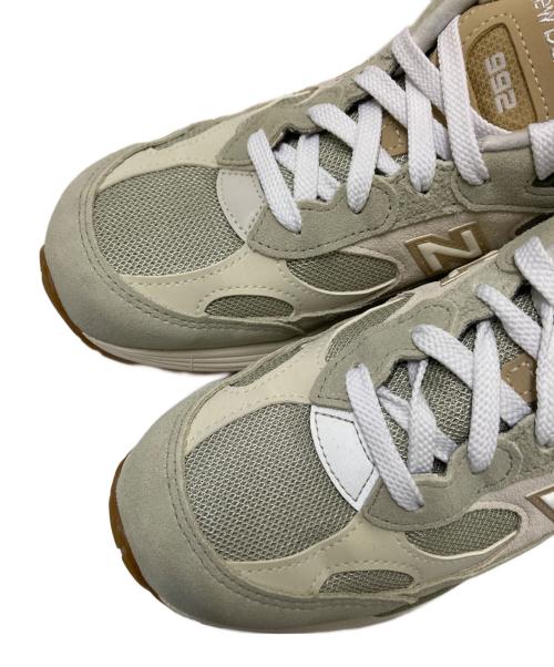 NEW BALANCE（ニューバランス）NEW BALANCE (ニューバランス) 992 ローカットスニーカー ベージュ サイズ:25.5cmの古着・服飾アイテム