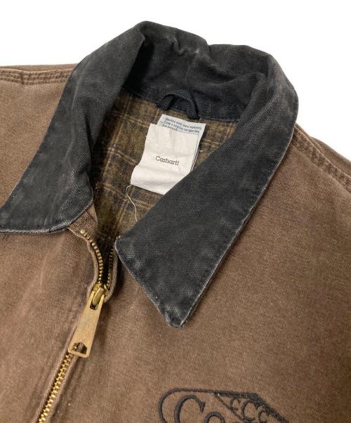 CarHartt（カーハート）CarHartt (カーハート) 企業刺繍デトロイトジャケット ブラウン×ブラック サイズ: Lの古着・服飾アイテム