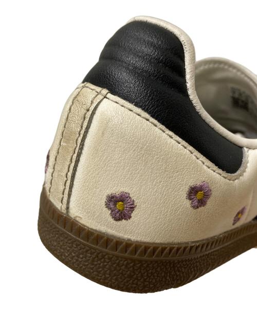adidas（アディダス）adidas (アディダス) Samba OG 花柄刺繍 ブラック×ホワイト サイズ:24.0㎝の古着・服飾アイテム
