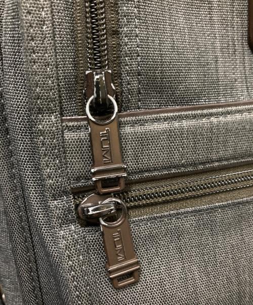 TUMI（トゥミ）TUMI (トゥミ) ALPHA2 ビジネスバッグ グレー サイズ:下記参照の古着・服飾アイテム