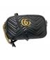 GUCCI（グッチ）の古着「GGマーモント レザーショルダーバッグ」｜ブラック
