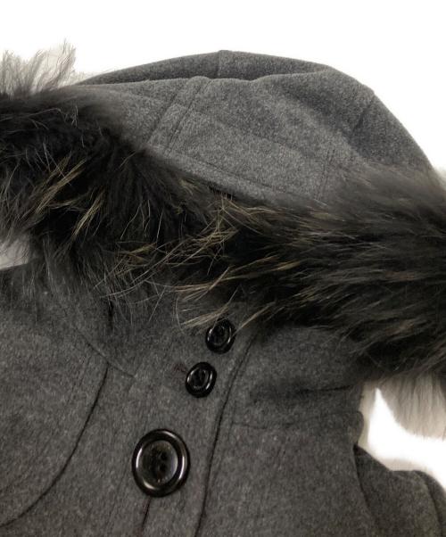 BURBERRY BLUE LABEL（バーバリー ブルー レーベル）BURBERRY BLUE LABEL (バーバリー ブルー レーベル) フードメルトンコート グレー サイズ:38の古着・服飾アイテム
