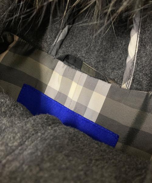 BURBERRY BLUE LABEL（バーバリー ブルー レーベル）BURBERRY BLUE LABEL (バーバリー ブルー レーベル) フードメルトンコート グレー サイズ:38の古着・服飾アイテム