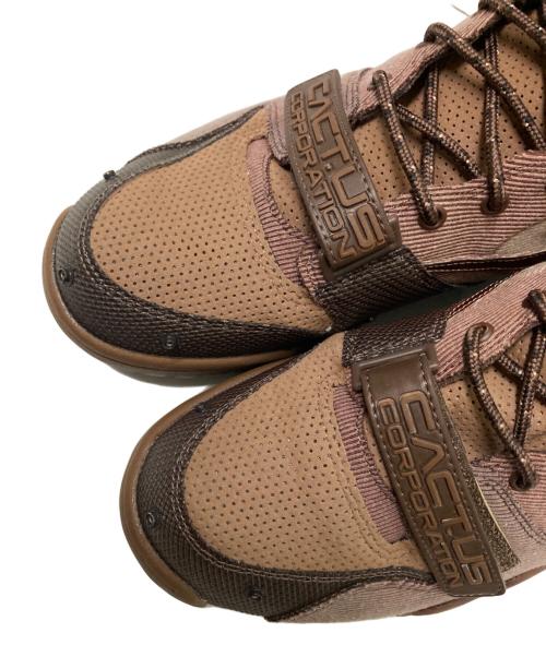 NIKE（ナイキ）NIKE (ナイキ) Travis Scott (トラヴィススコット) Trainer 1 SP ベージュ サイズ:27.5cmの古着・服飾アイテム
