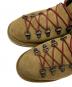 中古・古着 Danner (ダナー) MOUNTAIN LIGHT BOOTS ベージュ サイズ:US:9：9000円