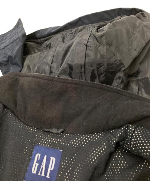 GAP（ギャップ）GAP (ギャップ) ナイロンジャケット ホワイト×ネイビー サイズ:Mの古着・服飾アイテム