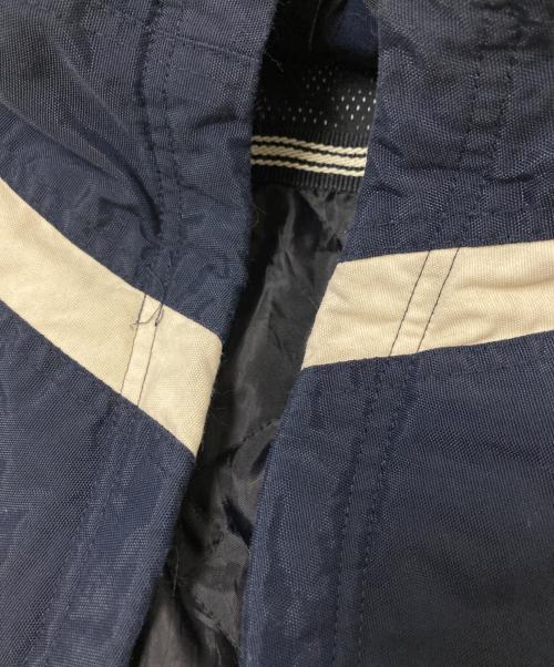GAP（ギャップ）GAP (ギャップ) ナイロンジャケット ホワイト×ネイビー サイズ:Mの古着・服飾アイテム