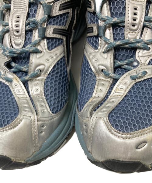 asics（アシックス）asics (アシックス) GEL-NIMBUS ロ-カットスニーカー ブラック×グレー サイズ:27.5cmの古着・服飾アイテム