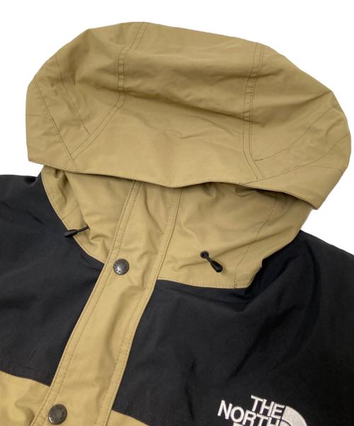 THE NORTH FACE（ザ ノース フェイス）THE NORTH FACE (ザ ノース フェイス) マウンテンライトパーカー ベージュ×ブラック サイズ:XXLの古着・服飾アイテム
