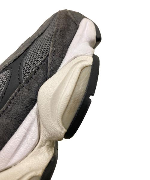 NEW BALANCE（ニューバランス）NEW BALANCE (ニューバランス) ローカットスニーカー グレー×ブラック サイズ:26.5㎝の古着・服飾アイテム