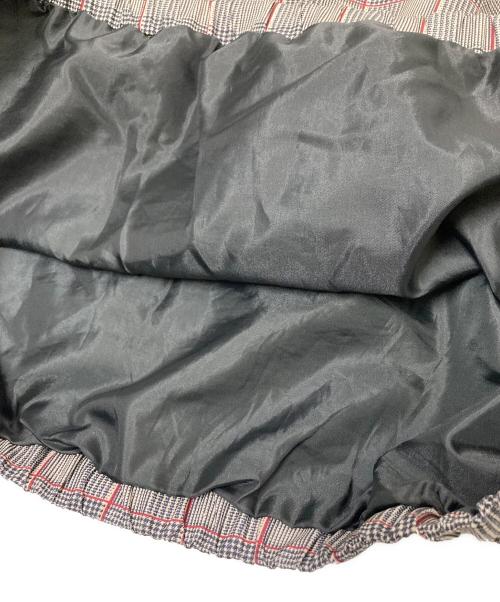 SUPREME（シュプリーム）SUPREME (シュプリーム) Track Half Zip Pullover レッド×ベージュ サイズ:Mの古着・服飾アイテム