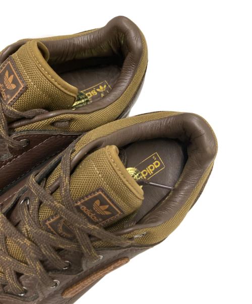 adidas（アディダス）adidas (アディダス) Inverness SPZL ローカットスニーカー ブラウン サイズ:27.5cmの古着・服飾アイテム