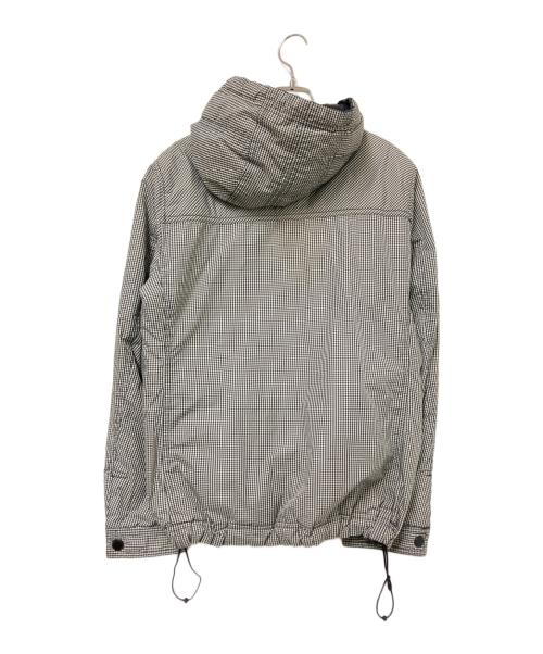 BURBERRY BLACK LABEL（バーバリーブラックレーベル）BURBERRY BLACK LABEL (バーバリーブラックレーベル) リバーシブルダウンジャケット ホワイト×ブラック サイズ:Lの古着・服飾アイテム