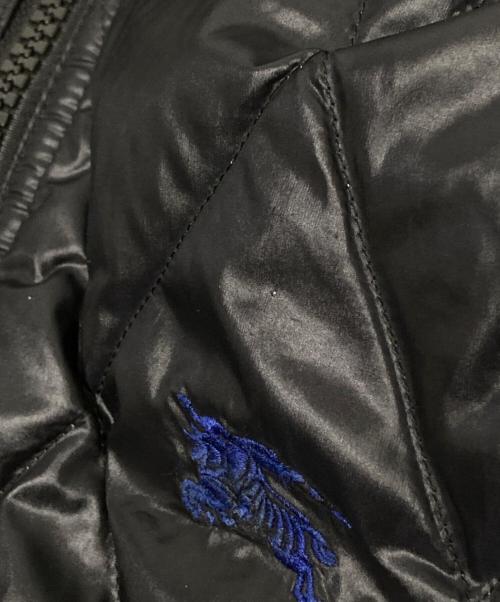 BURBERRY BLACK LABEL（バーバリーブラックレーベル）BURBERRY BLACK LABEL (バーバリーブラックレーベル) リバーシブルダウンジャケット ホワイト×ブラック サイズ:Lの古着・服飾アイテム