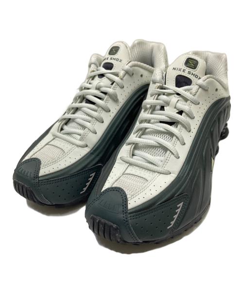 NIKE（ナイキ）NIKE (ナイキ) スニーカー ホワイト×ブラック サイズ:25.0cmの古着・服飾アイテム