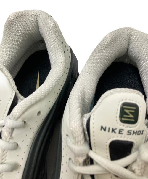 NIKE（ナイキ）NIKE (ナイキ) スニーカー ホワイト×ブラック サイズ:25.0cmの古着・服飾アイテム