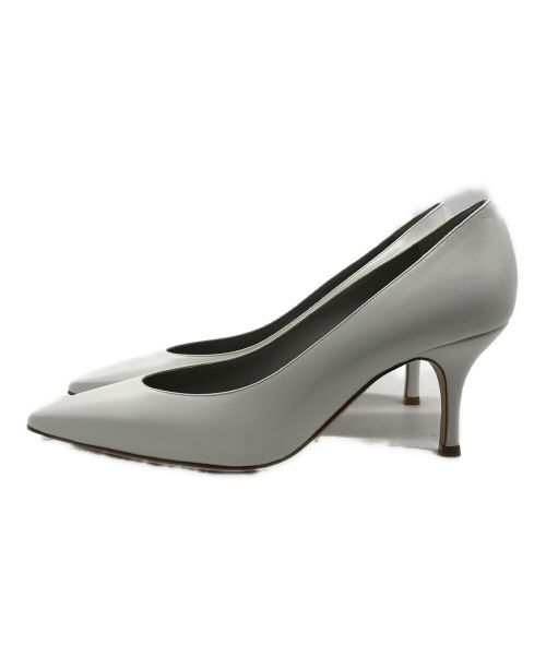 Manolo Blahnik（マノロブラニク）Manolo Blahnik (マノロブラニク) RonHerman (ロンハーマン) KIETTA 別注レザーパンプス　219-0383-0001　ホワイト　 ホワイト サイズ:36の古着・服飾アイテム