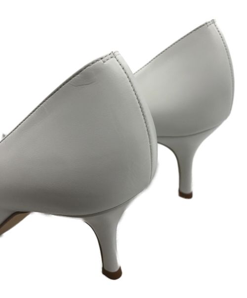 Manolo Blahnik（マノロブラニク）Manolo Blahnik (マノロブラニク) RonHerman (ロンハーマン) KIETTA 別注レザーパンプス　219-0383-0001　ホワイト　 ホワイト サイズ:36の古着・服飾アイテム