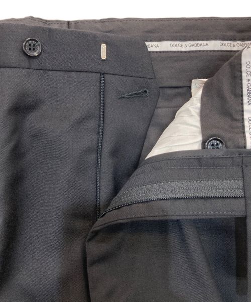 DOLCE & GABBANA（ドルチェ＆ガッバーナ）DOLCE & GABBANA (ドルチェ＆ガッバーナ) セットアップスーツ　3Bテーラードジャケット/サイドラインスラックス　裏地ロゴ柄 ブラック サイズ:46の古着・服飾アイテム