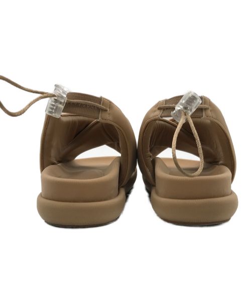 GIABORGHINI（ジアボルギーニ）GIABORGHINI (ジアボルギーニ) パデッド サンダル　GIA29　アンクルストラップサンダル ベージュ サイズ:36の古着・服飾アイテム