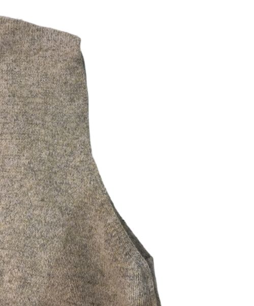 UNUSED（アンユーズド）UNUSED (アンユーズド) V-NECK KNIT VEST ベージュ サイズ:2の古着・服飾アイテム