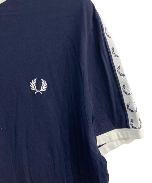FRED PERRY（フレッドペリー）FRED PERRY (フレッドペリー) テープド リンガー Tシャツ　M4620 ネイビー サイズ:Lの古着・服飾アイテム