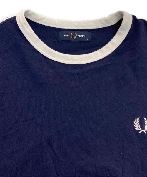 FRED PERRY（フレッドペリー）FRED PERRY (フレッドペリー) テープド リンガー Tシャツ　M4620 ネイビー サイズ:Lの古着・服飾アイテム