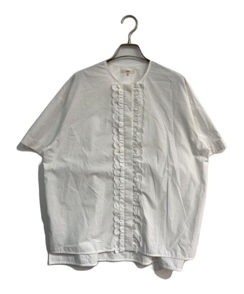 YORI（ヨリ）yori (ヨリ) スカラップ刺繍サマーシャツ　YR2221-064SM-2 ホワイト サイズ:38の古着・服飾アイテム