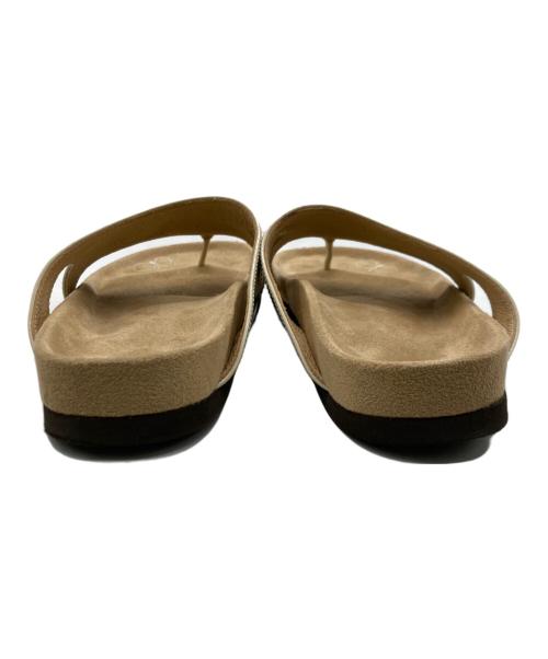 mina perhonen（ミナ ペルホネン）mina perhonen (ミナ ペルホネン) トングサンダル ベージュ サイズ:印字消えの古着・服飾アイテム