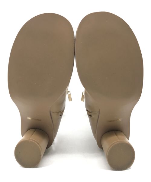 Le Talon（ル タロン）Le Talon (ル タロン) 6cmオブリークフィットショートブーツ ベージュ サイズ:Mの古着・服飾アイテム