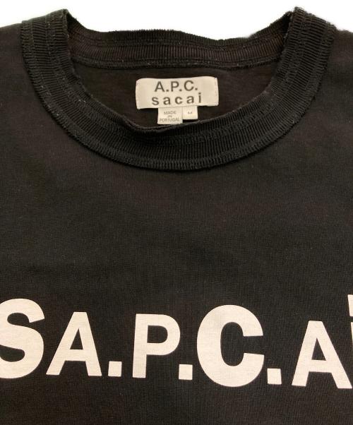 sacai（サカイ）sacai (サカイ) A.P.C. (アーペーセー) SIDE ZIP LOGO TEE　21E2-COEQW-M26978 ブラック サイズ:Mの古着・服飾アイテム