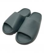 adidasアディダス）の古着「YEEZY SLIDE　ID2349」｜グレー