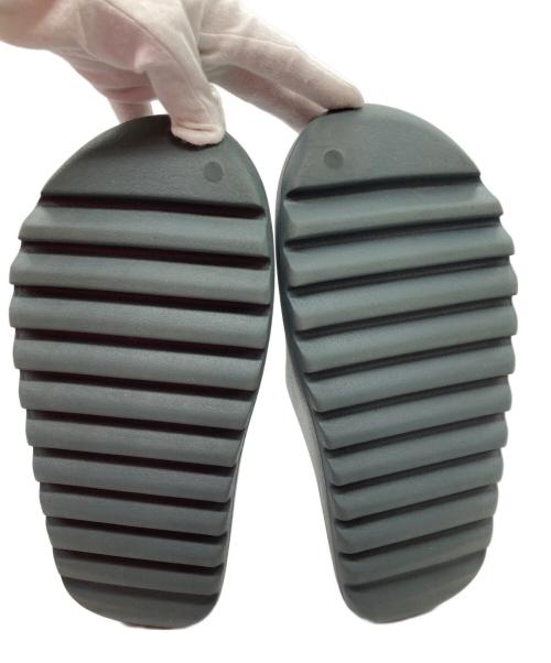 adidas（アディダス）adidas (アディダス) YEEZY SLIDE　ID2349 グレー サイズ:30.5cmの古着・服飾アイテム